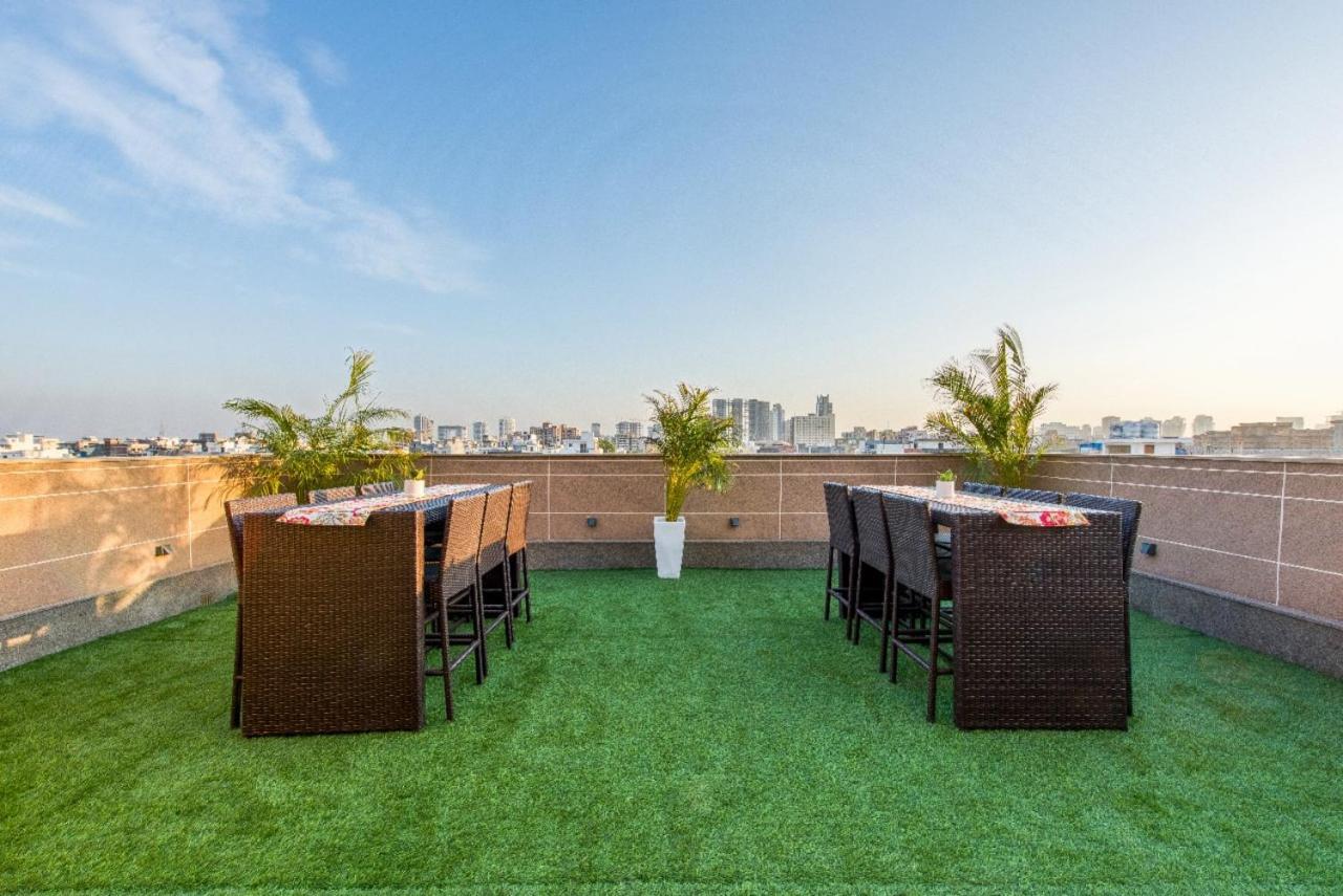Rosastays Gurugram Golf Course Gurgaon Exteriör bild